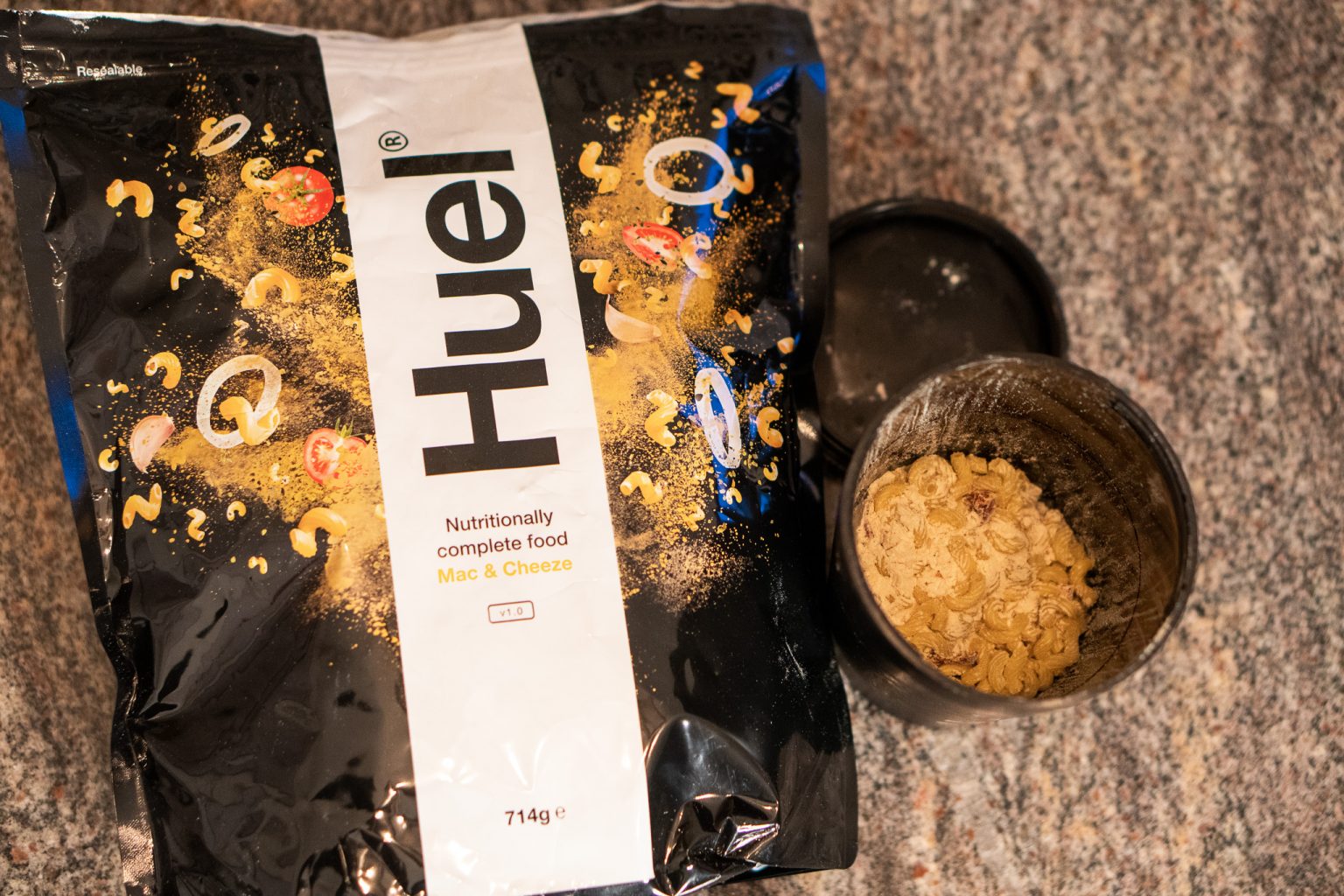 Huel Erfahrungen Mac and Cheese Geschmackstest (2023 )